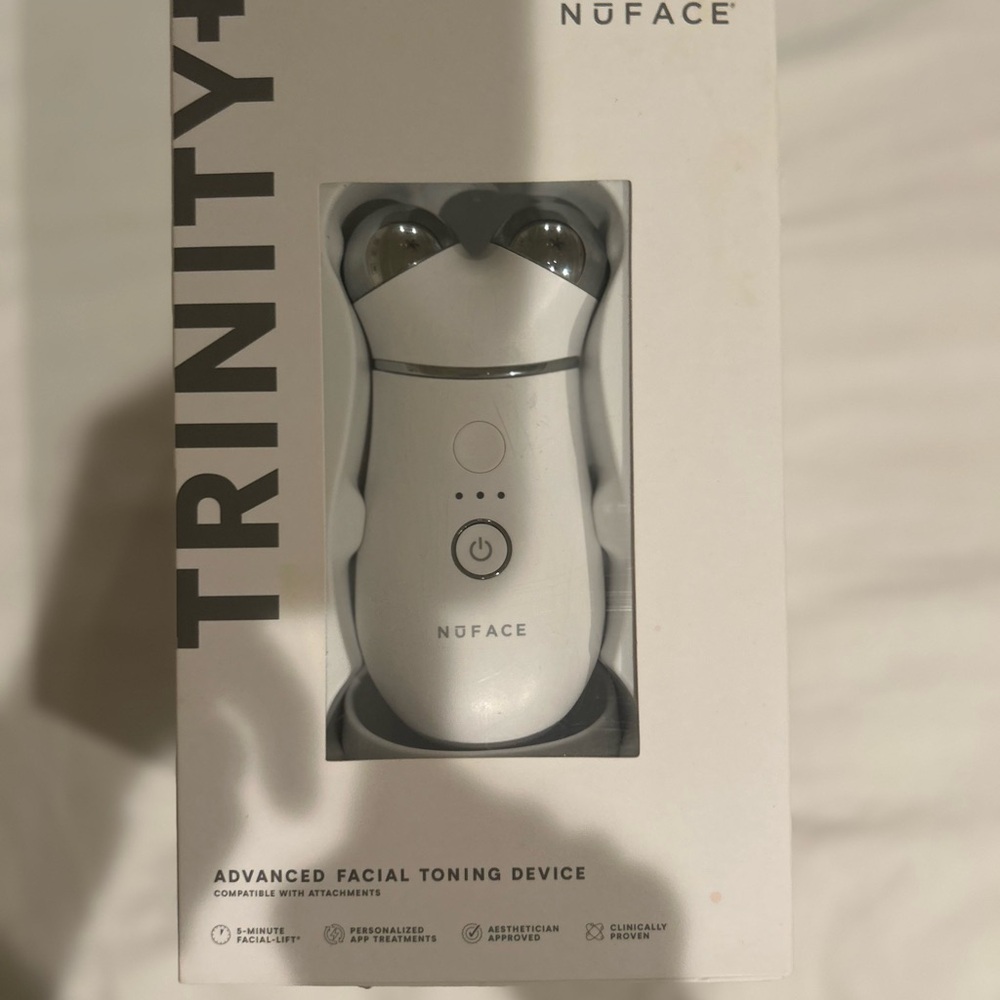 NuFace Trinity+ Facial Toning Device